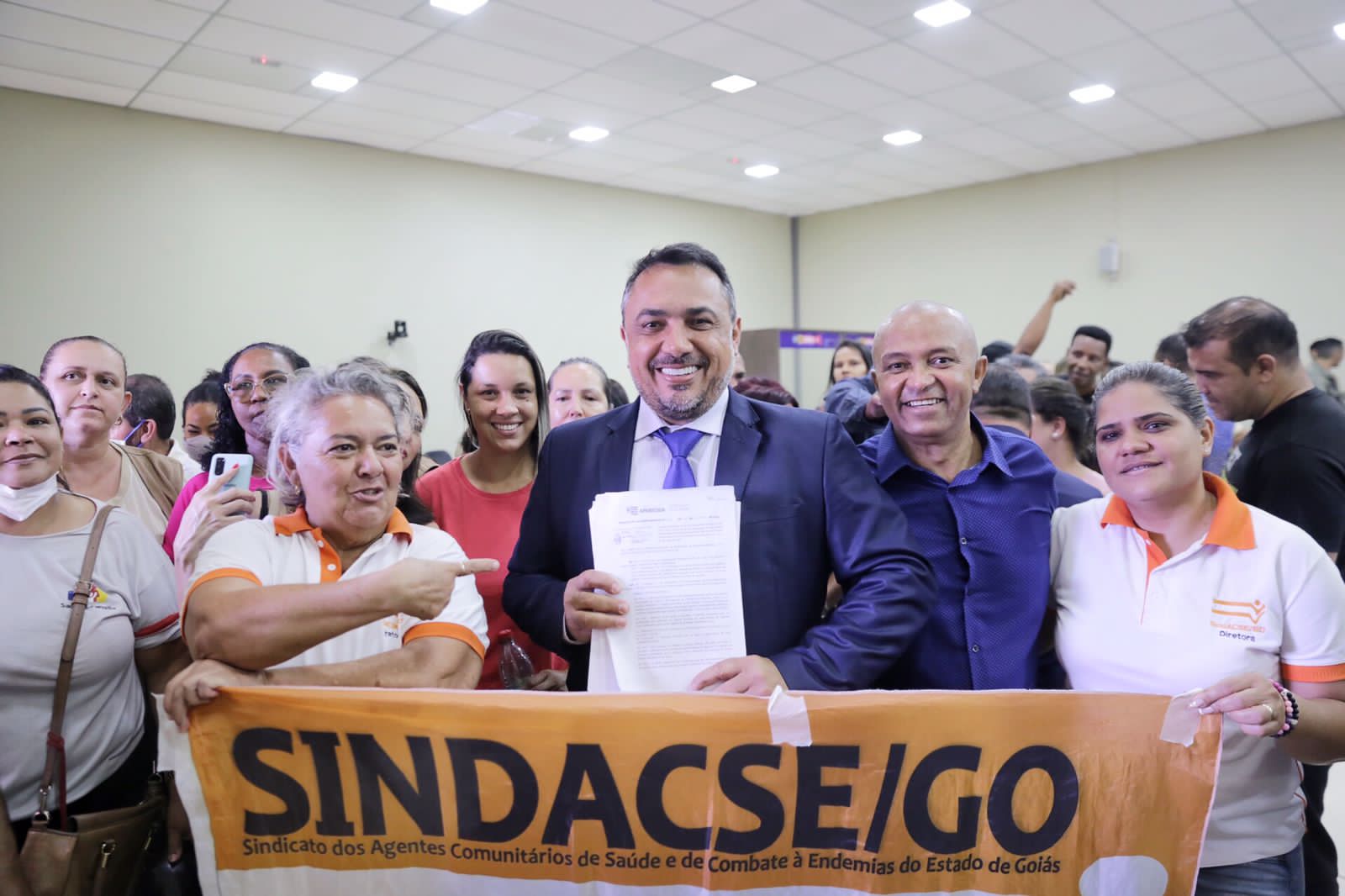 Vereadores aprovam piso nacional para agentes da saúde